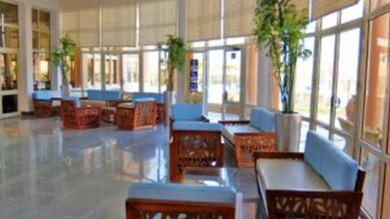 الفندق رومانس & أكوا بارك - العين السخنة